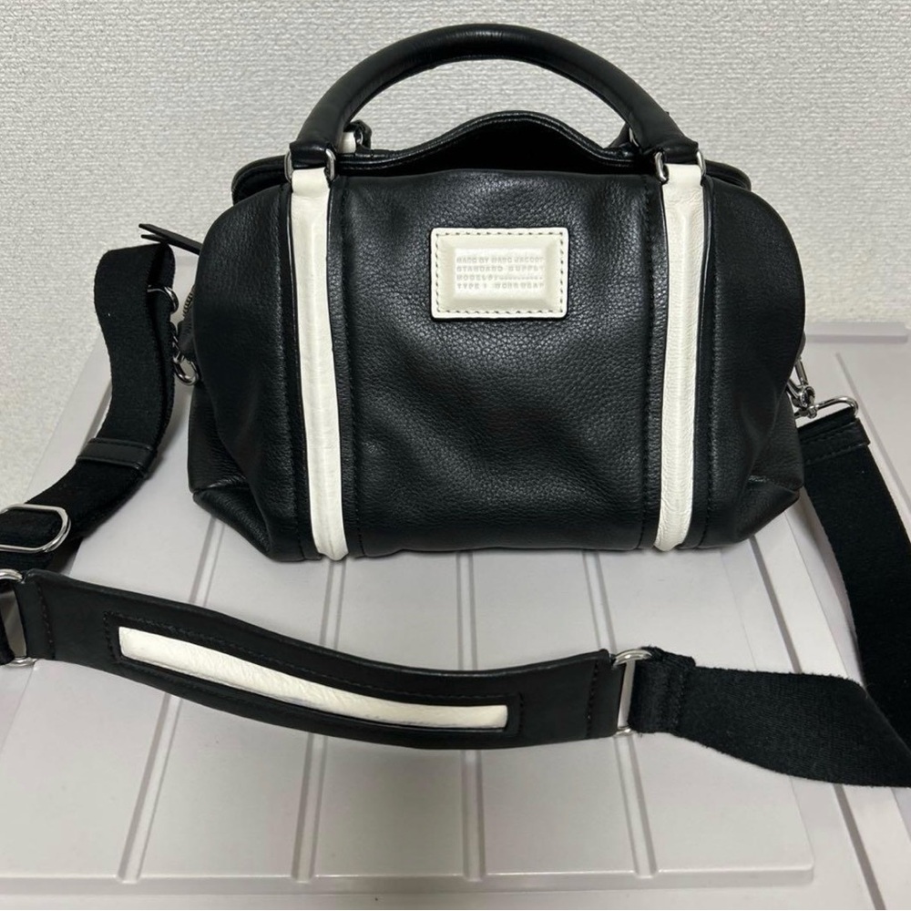 Beautiful Marc Jacob’s Convertible Satchel